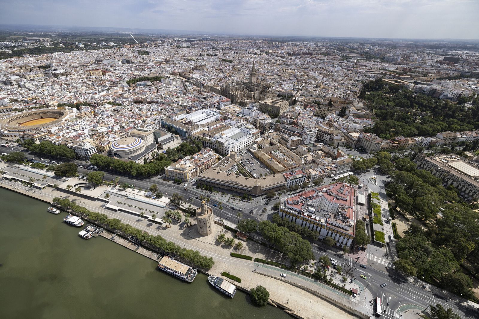 Sevilla desde el helicóptero de la Policía Nacional