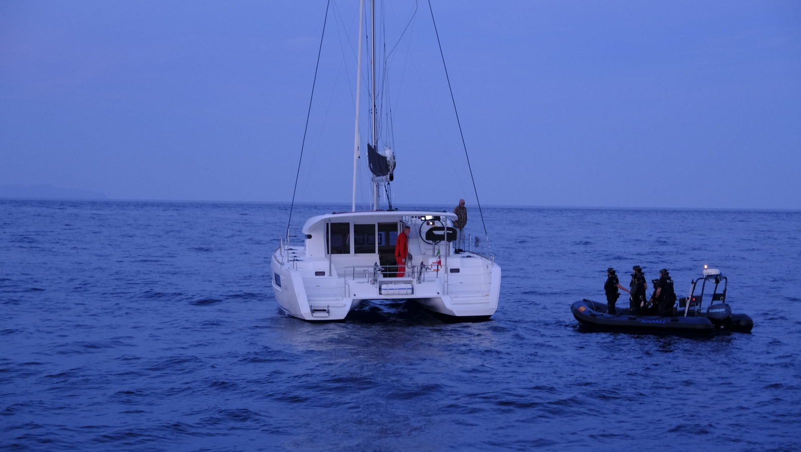 Imágenes de la vigilancia de la Agencia Tributaria en el mar