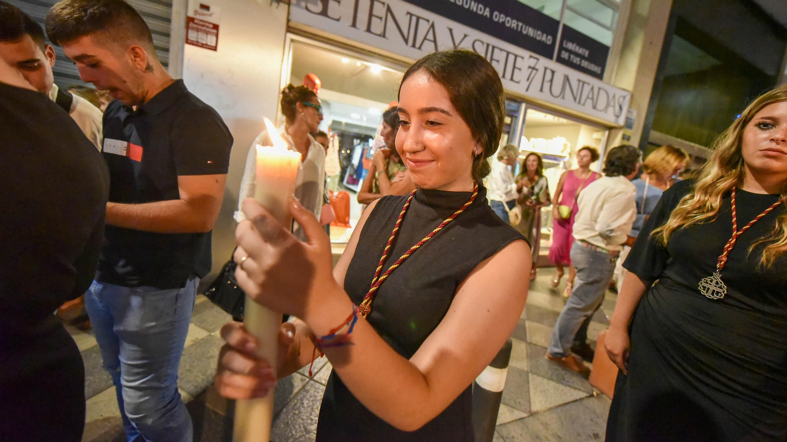La Magna Mariana de Algeciras por la calle Convento, en imagenes