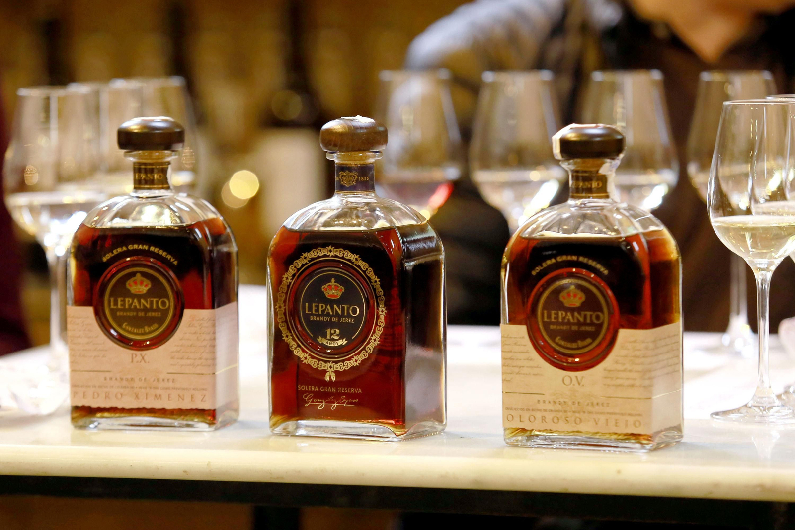 Inicio de la destilación del brandy Lepanto