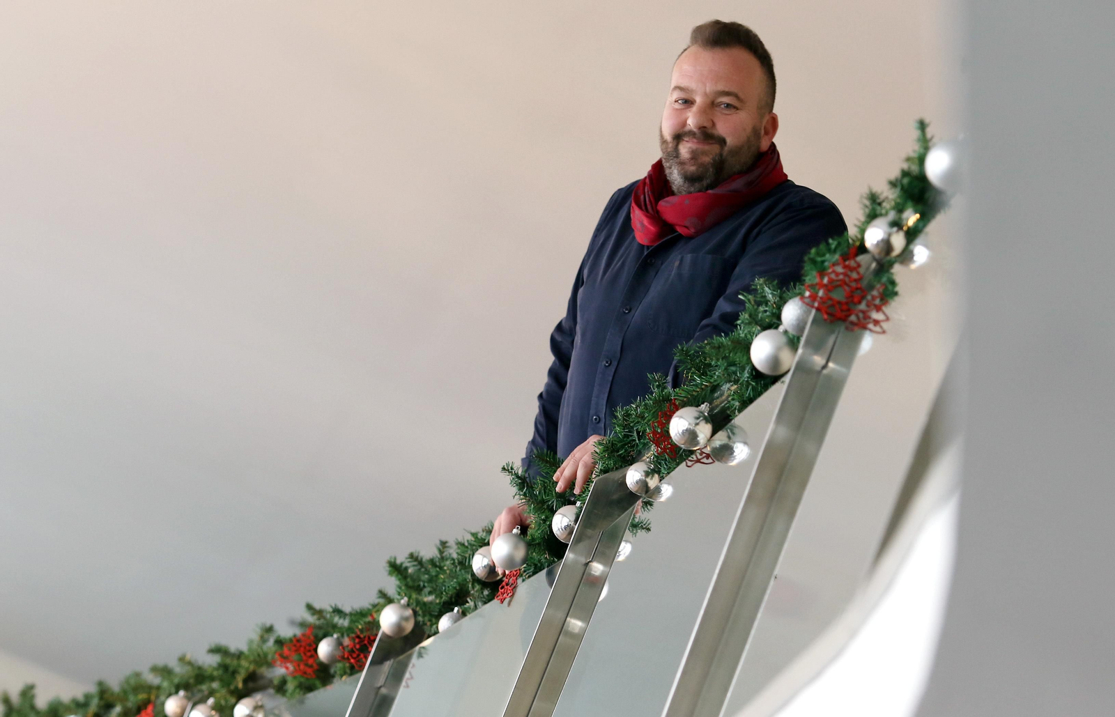 Anselmo Córdoba, en uno de los salones del AC Hotel, en Córdoba capital.