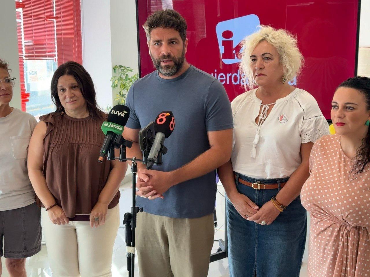 IU: “La estrategia de Vox solo persigue una escalada de violencia en Chiclana”