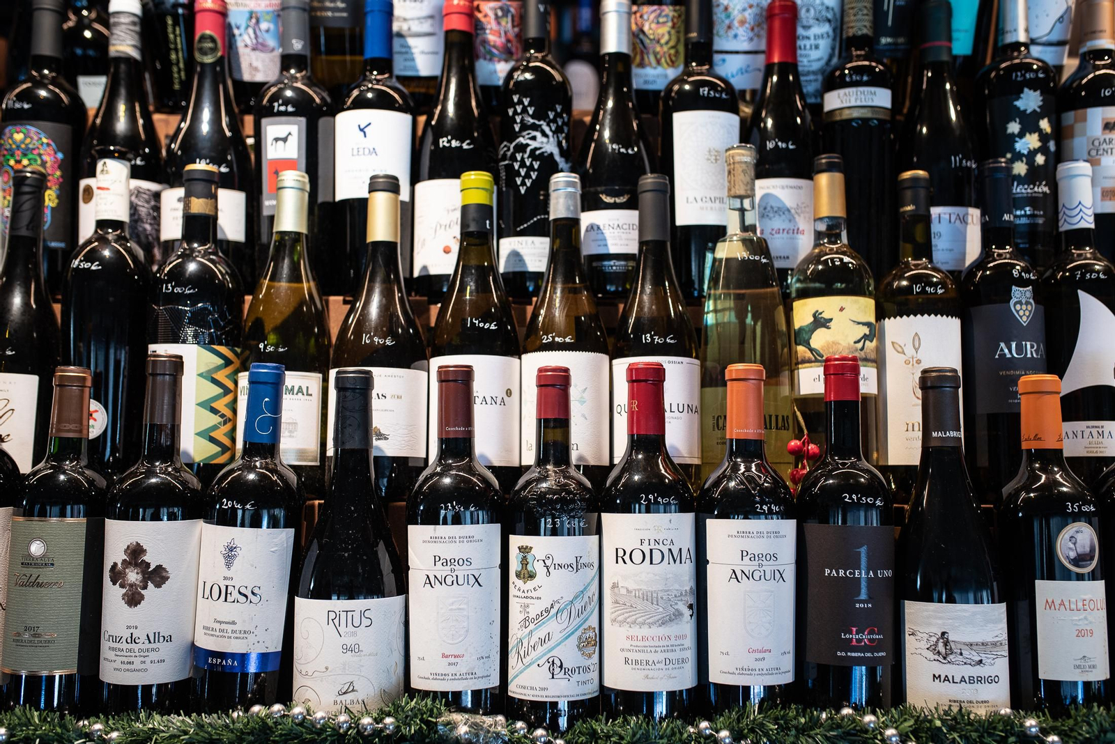 Las últimas compras en el Mercado del Carmen antes de Navidad, en imágenes