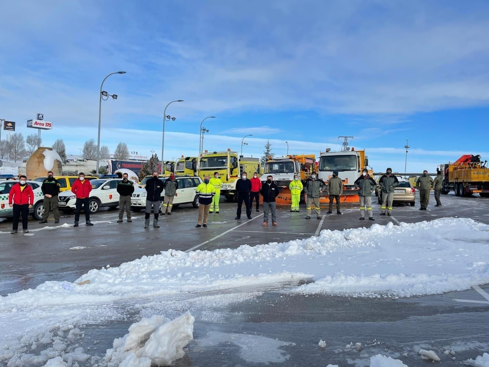Madrid trata de restablecer la normalidad: el día después en imágenes