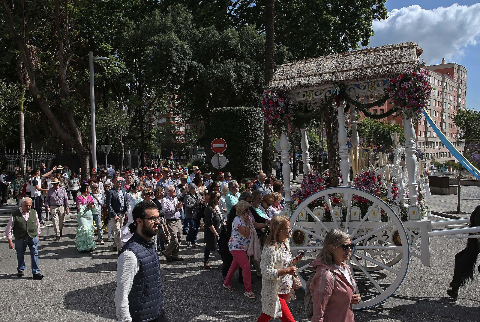 El comienzo de la peregrinación de la Hermandad del Rocío de Algeciras, en imágenes