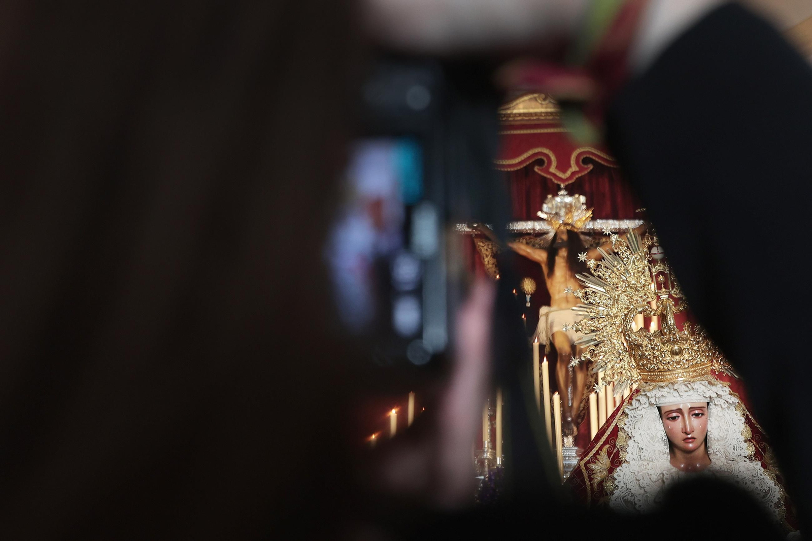 Besapiés y besamanos del cuarto domingo de Cuaresma en Jerez 2025