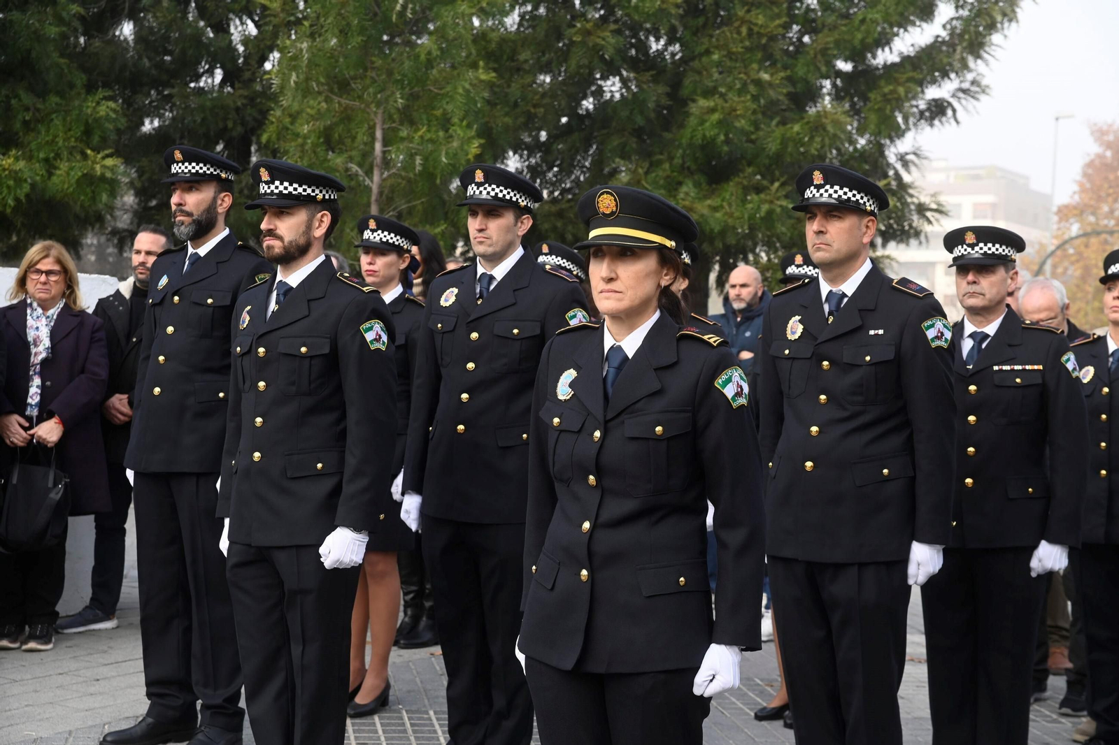 El emotivo homenaje a las agentes de la Policía Local asesinadas, Marisol y Mari Ángeles, en imágenes