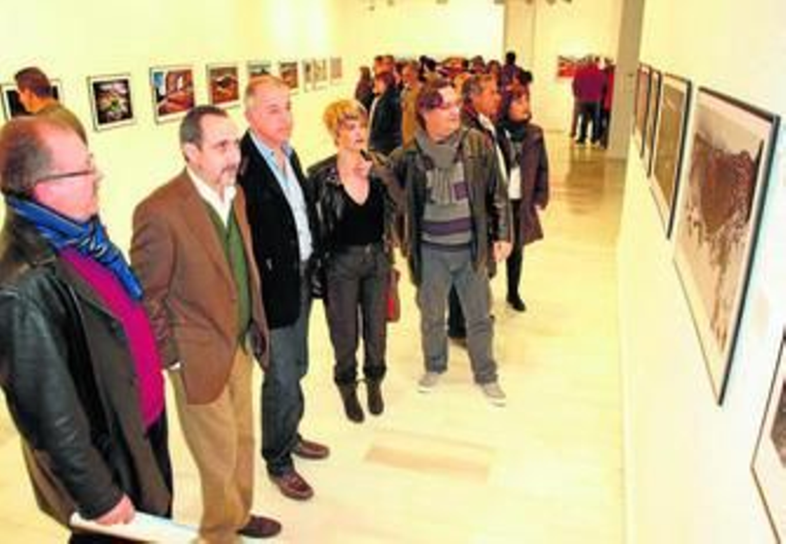 Un momento de la inauguración de la exposición.