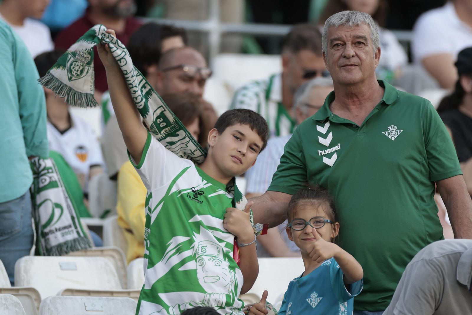 Búscate en las fotos del Betis - Valencia