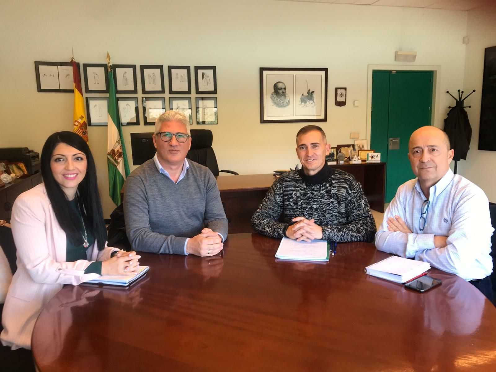 El alcalde de Huércal de Almería se reúne con el nuevo delegado de Educación y avanzan en la construcción del nuevo IES