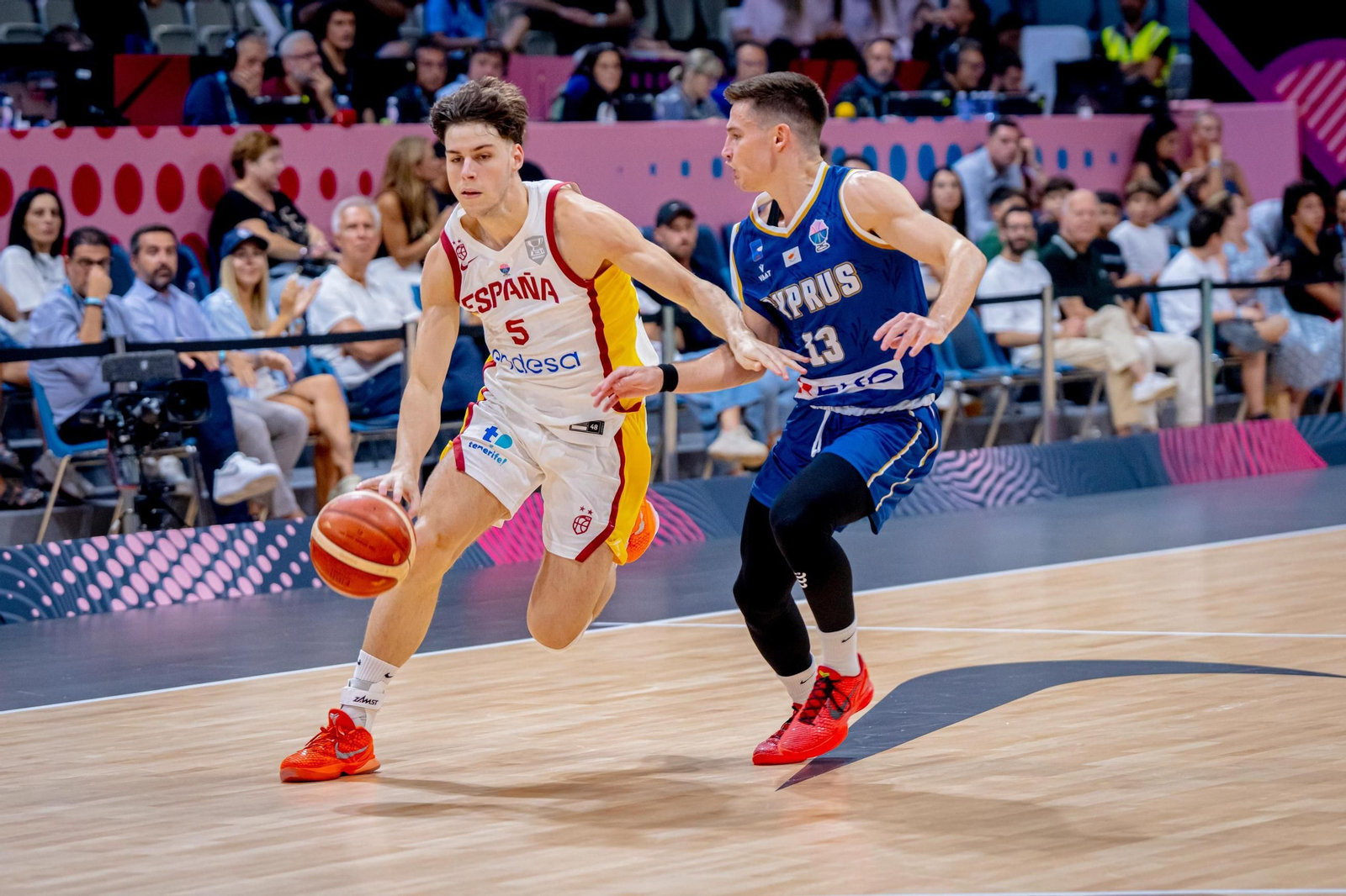 Las fotos del Chipre - España de baloncesto