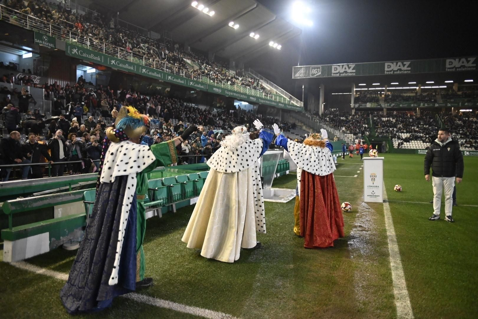 Las mejores fotos del gran ambiente en El Arcángel para el Córdoba CF - Real Madrid Castilla