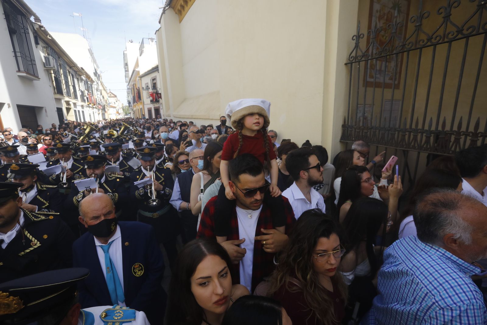 Domingo de Ramos en Córdoba: La procesión de Las Penas de Santiago, en imágenes