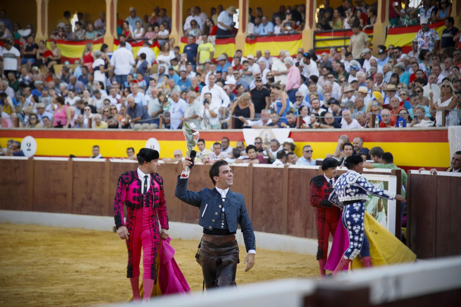 Corrida de toros Berja con un toro indultado, en imágenes