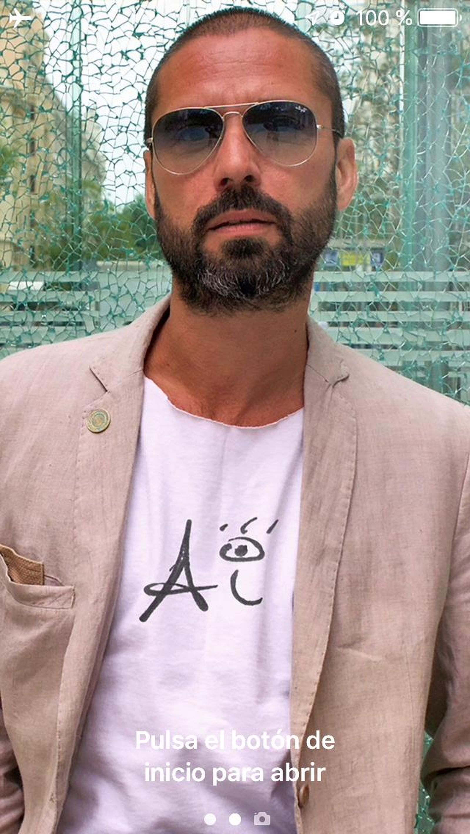 El artista Víctor López.