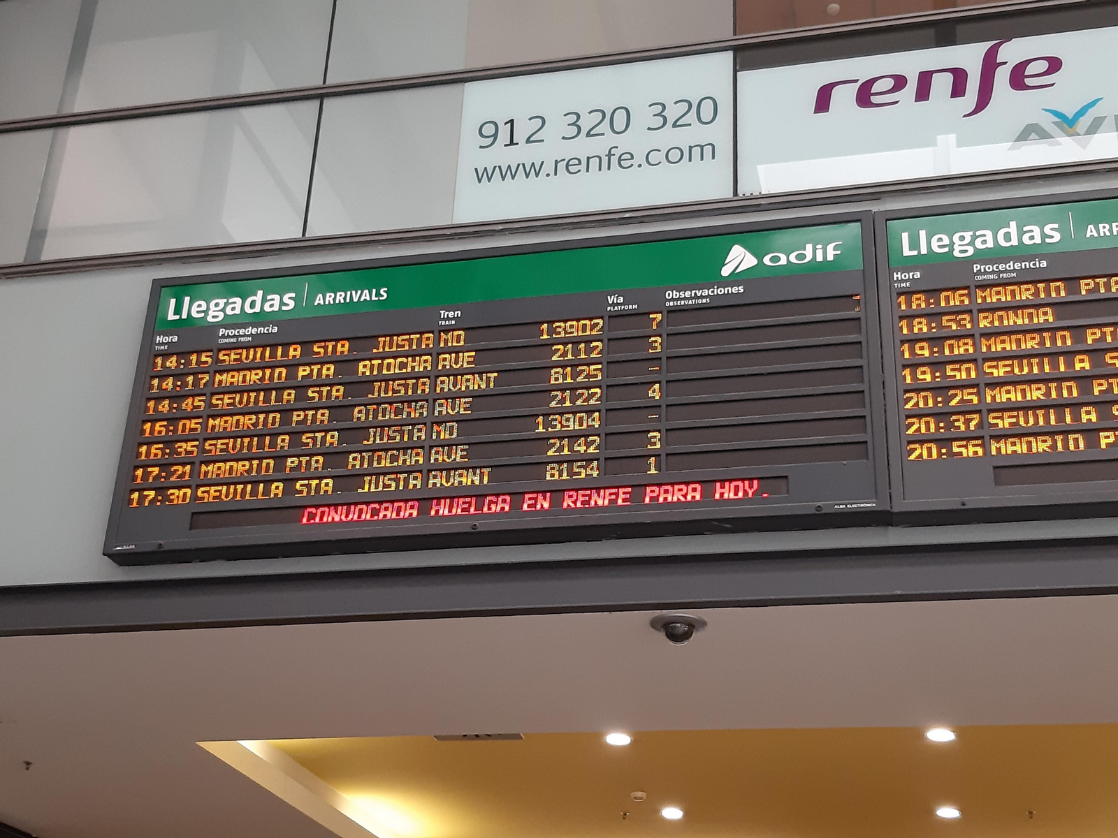 Pantallas informativas de Renfe.