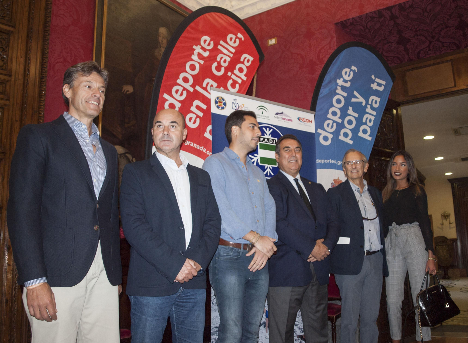 Representantes de las federaciones Española y Andaluza junto al concejal de Deportes de Granada.