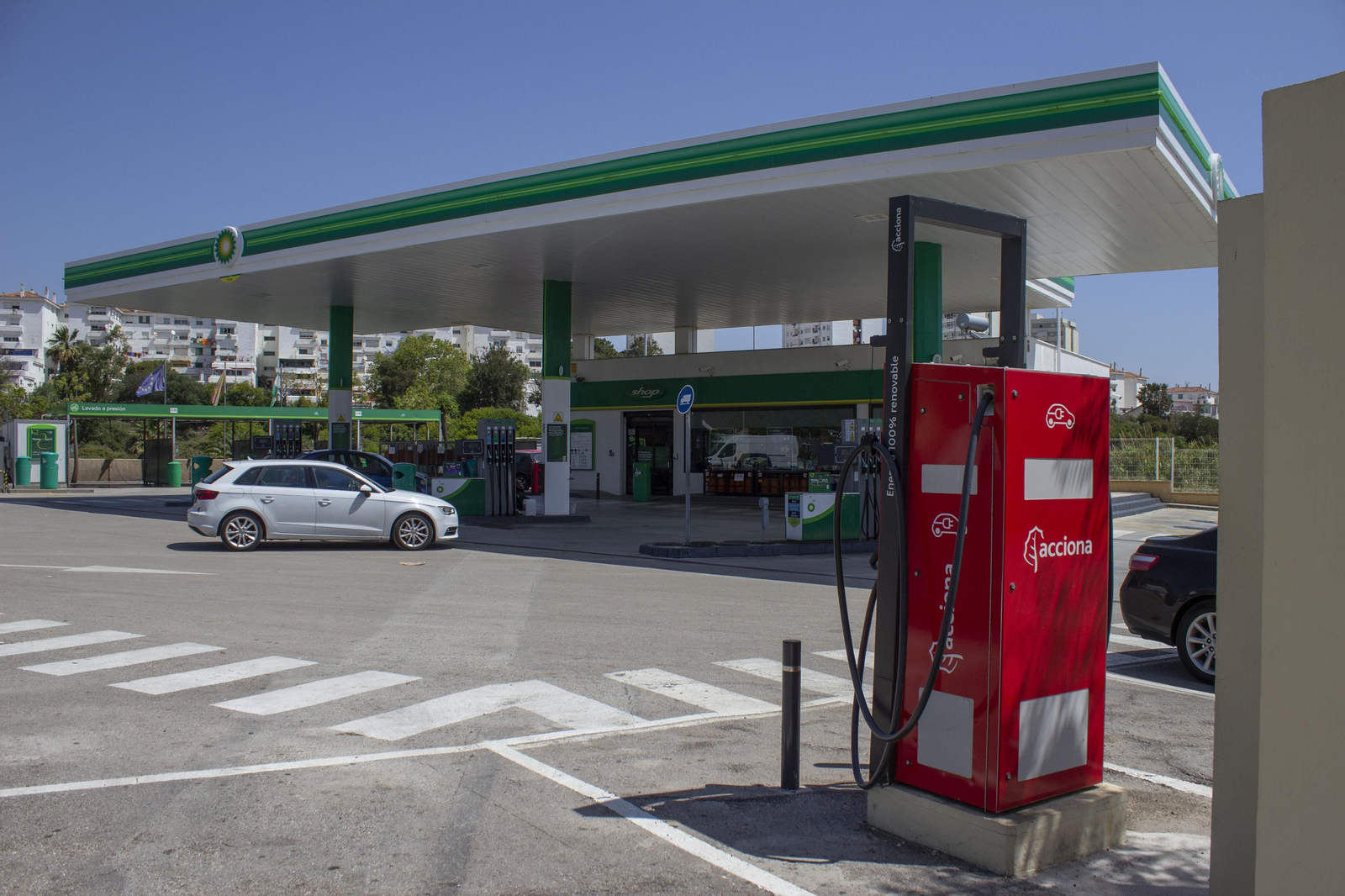 Fotos de los puntos de recarga para coches eléctricos en Algeciras