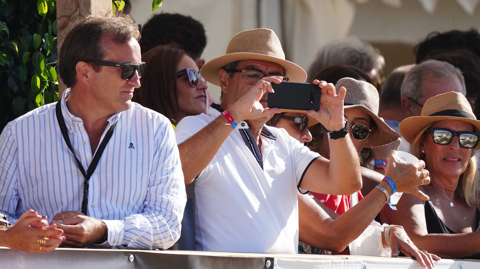 Búscate en las Carreras de Caballos de Sanlúcar