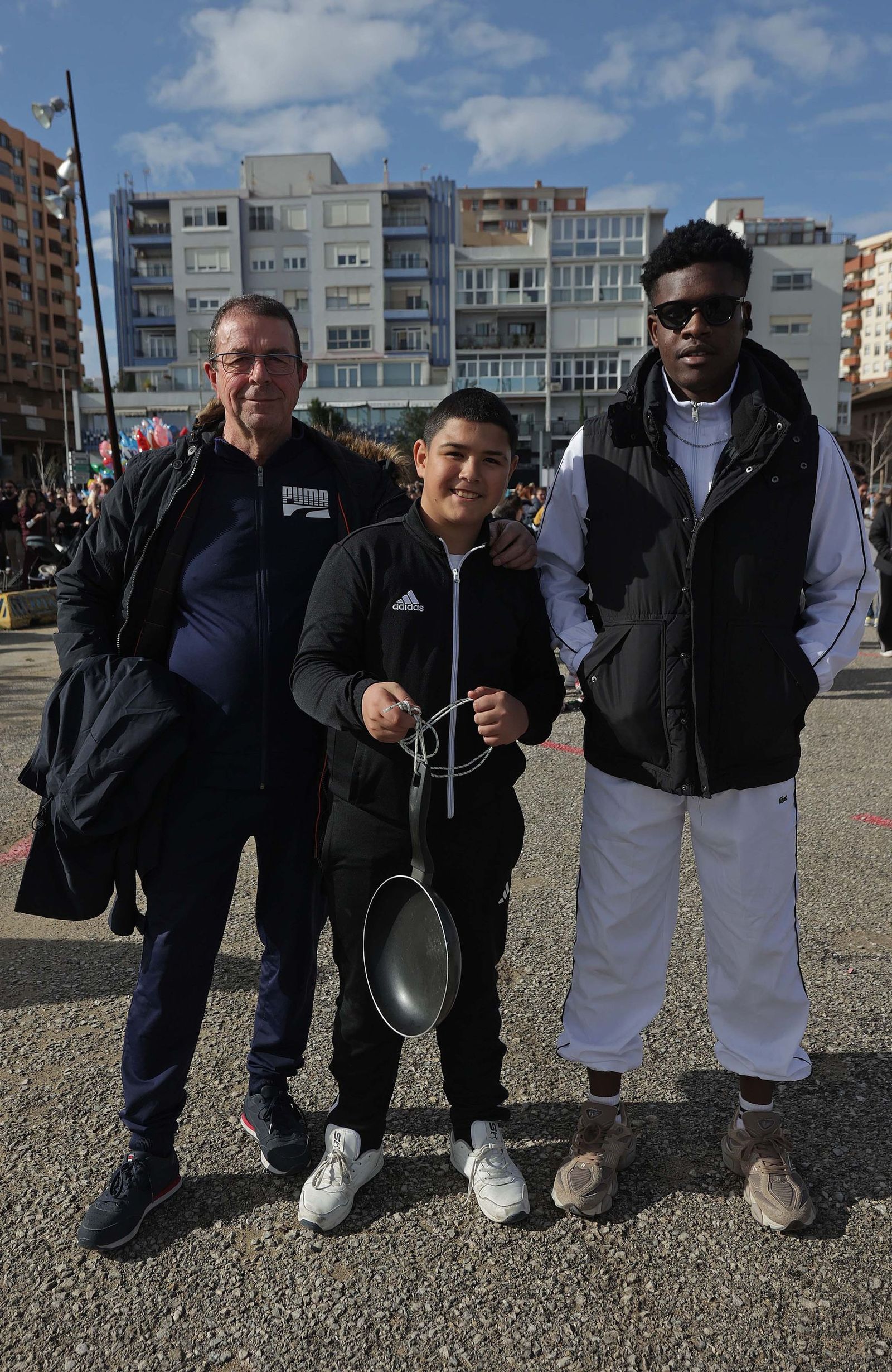 Búscate en el multitudinario arrastre de latas 2026 en Algeciras