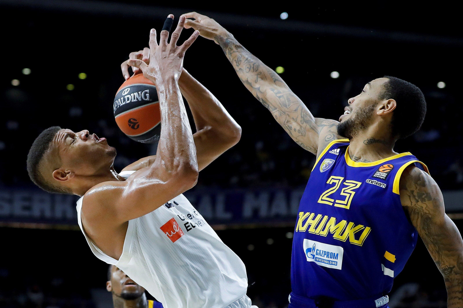 Las fotos de la carrera de Malcolm Thomas, un trotamundos del baloncesto