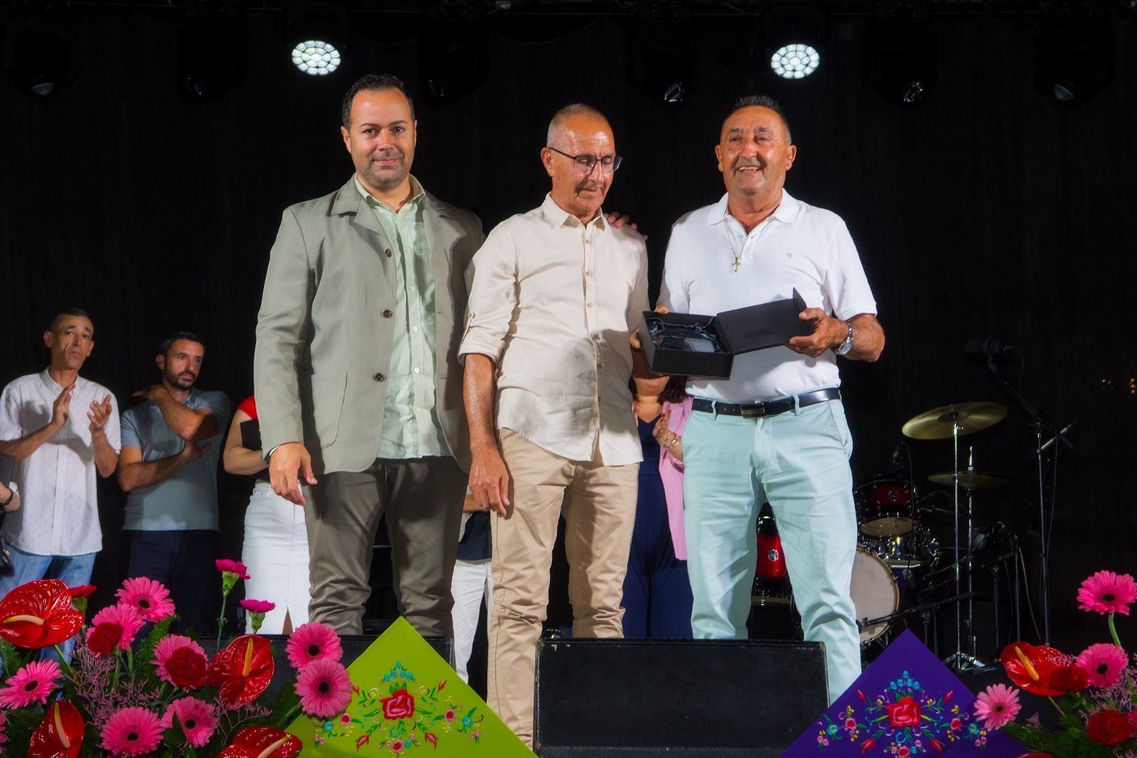 Así ha vivido Carboneras su tradicional Saluda, pregón y reconocimiento a vecinos durante las fiestas patronales