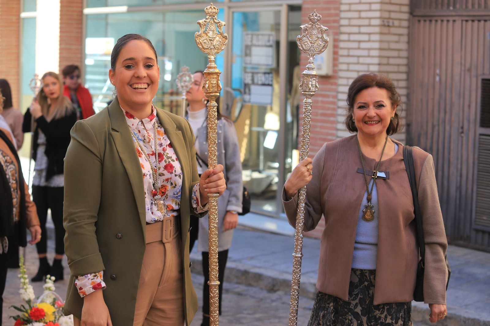Imágenes de la llegada de la peregrinación de Emigrantes a Almonte acompañando a la Hermandad de San Juan del Puerto