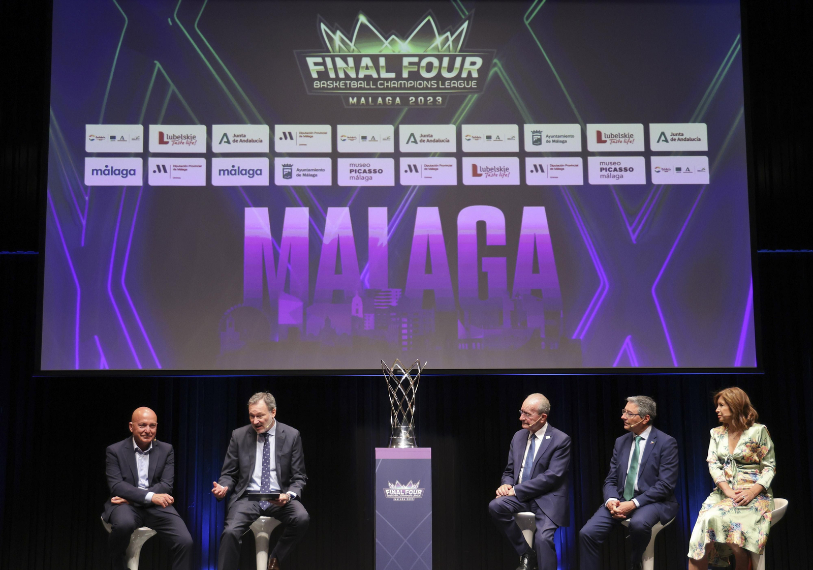 El sorteo de la Final Four de la BCL en Málaga, en fotos