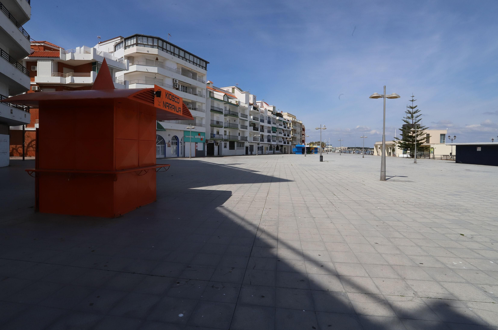 Imágenes del confinamiento en Punta Umbría