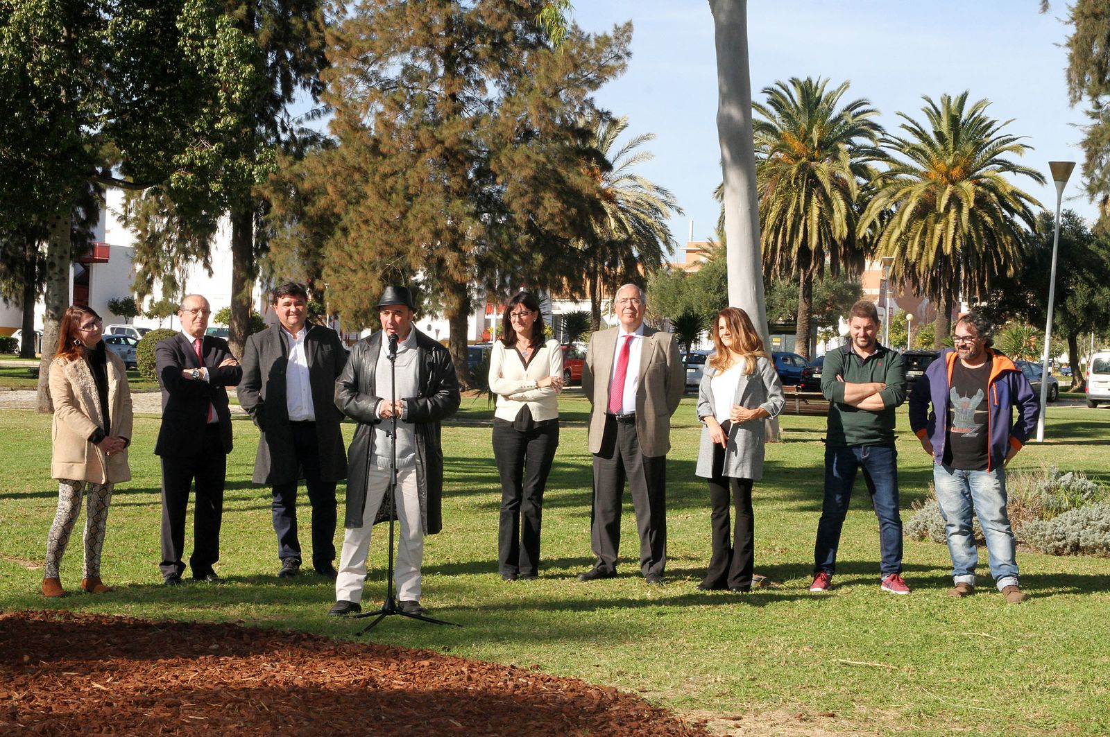 Inauguración de la escultura del artista onubense Víctor Pulido 'Imago', en imágenes