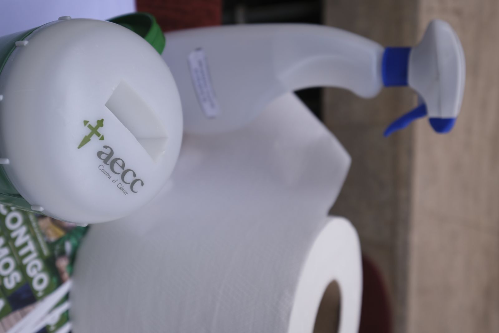 Cuestación de la AECC contra el cáncer en Almería