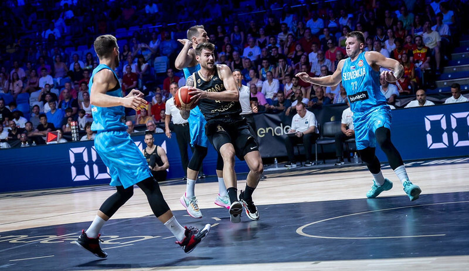 Torneo Centenario FEB: Las imágenes del España - Eslovenia