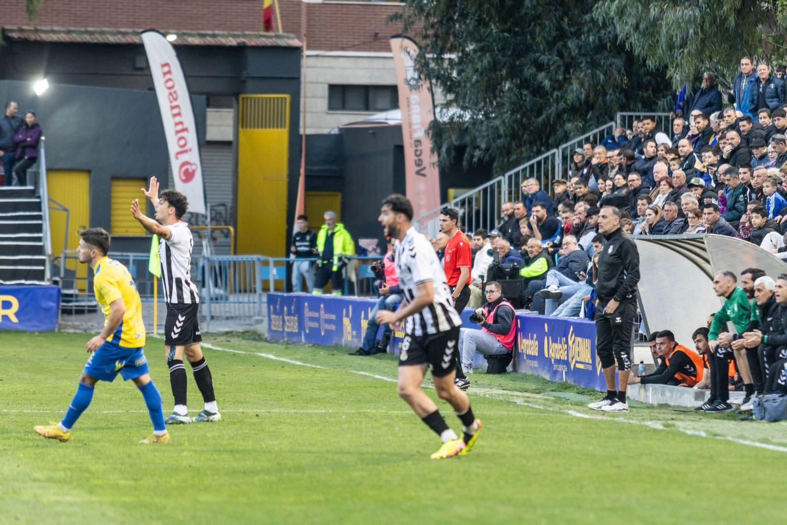 Las fotos del Orihuela-Balona de Segunda Federación