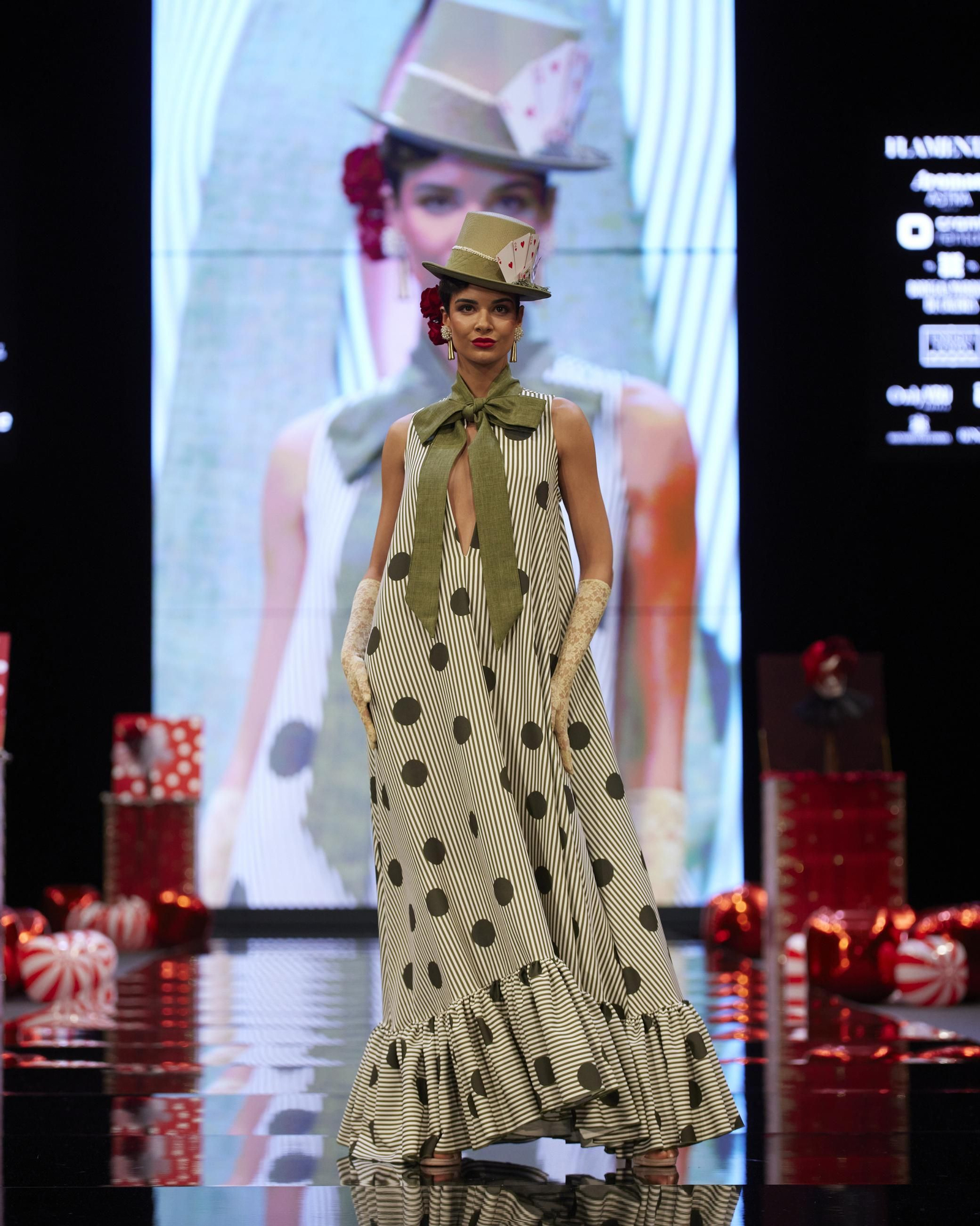 El desfile de Flor de Cerezo en SIMOF 2025, todas las fotos