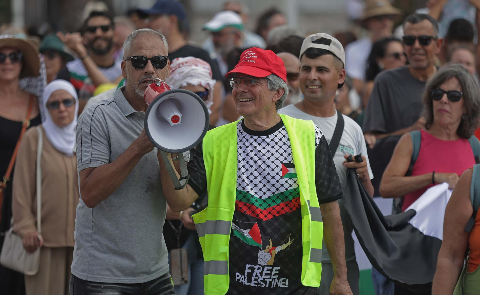 Fotos de la manifestación contra el uso del Puerto de Algeciras, para las operaciones de abastecimiento de Israel en la guerra con Gaza