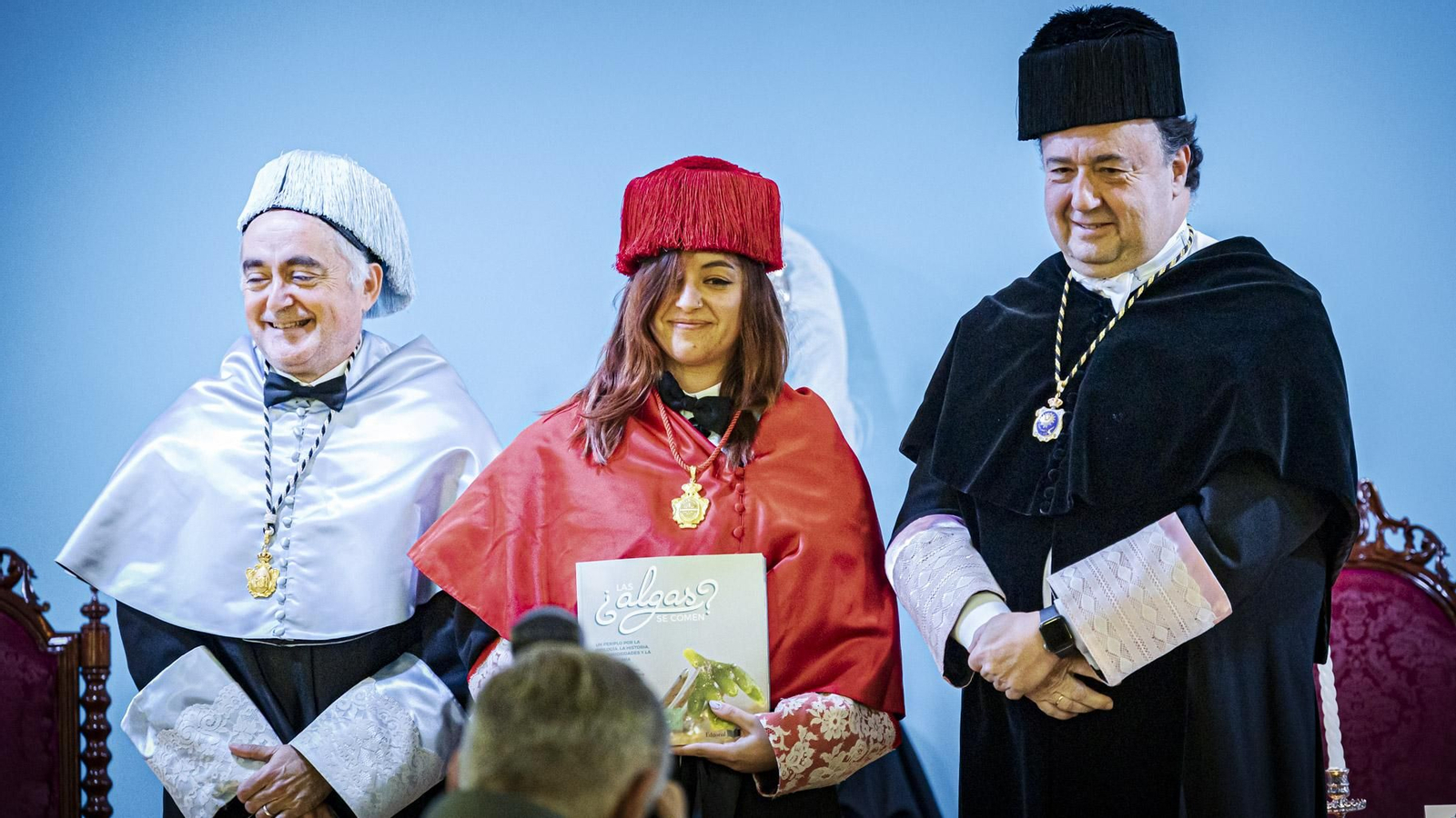 Las mejores imágenes del acto de investidura de doctorados por la UCA