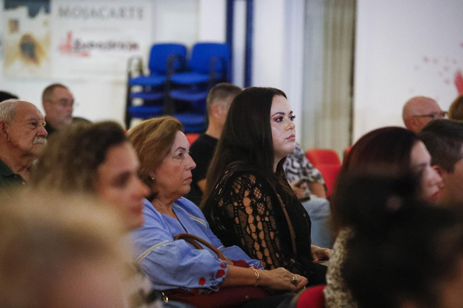 Las imágenes de la presentación del libro "El Clan" de Carmen Mola en Mojácar