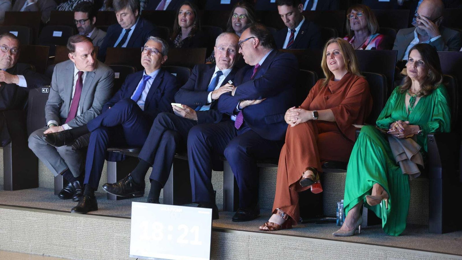 Algunas de las autoridades que han asistido a la celebración del 20 aniversario de Fycma. Algunas de las autoridades que han asistido a la celebración del 20 aniversario de Fycma.