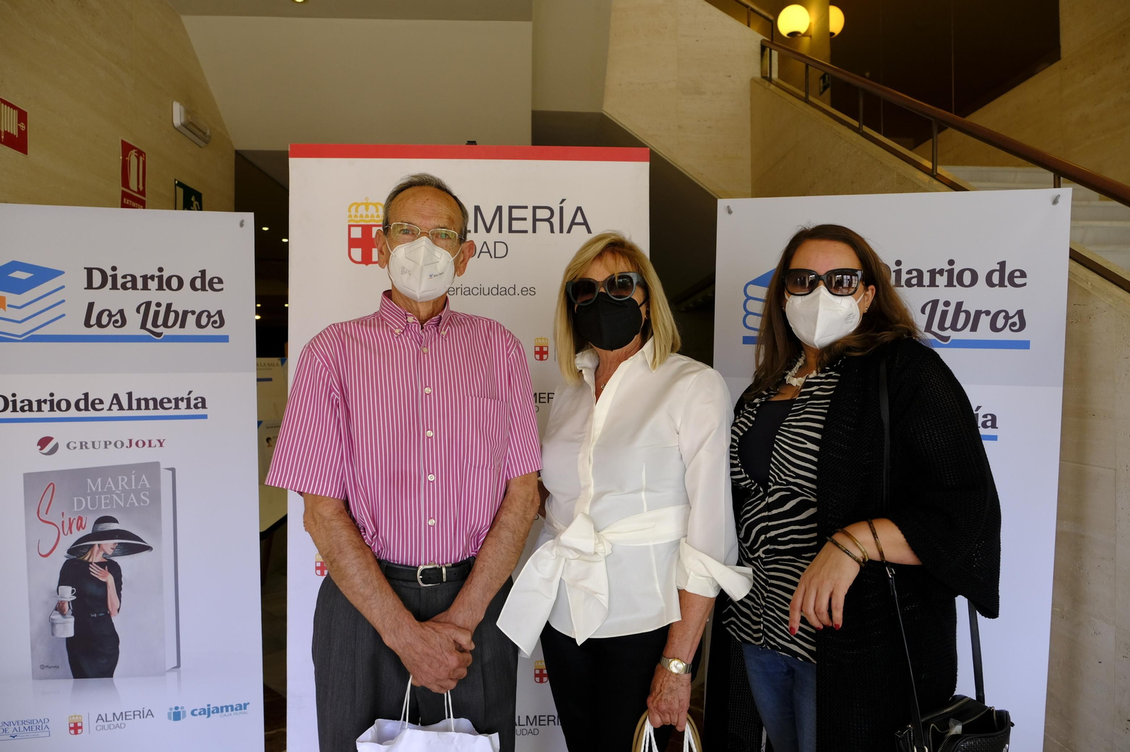 Fotogalería del Diario de los Libros, con María Dueñas. Almería