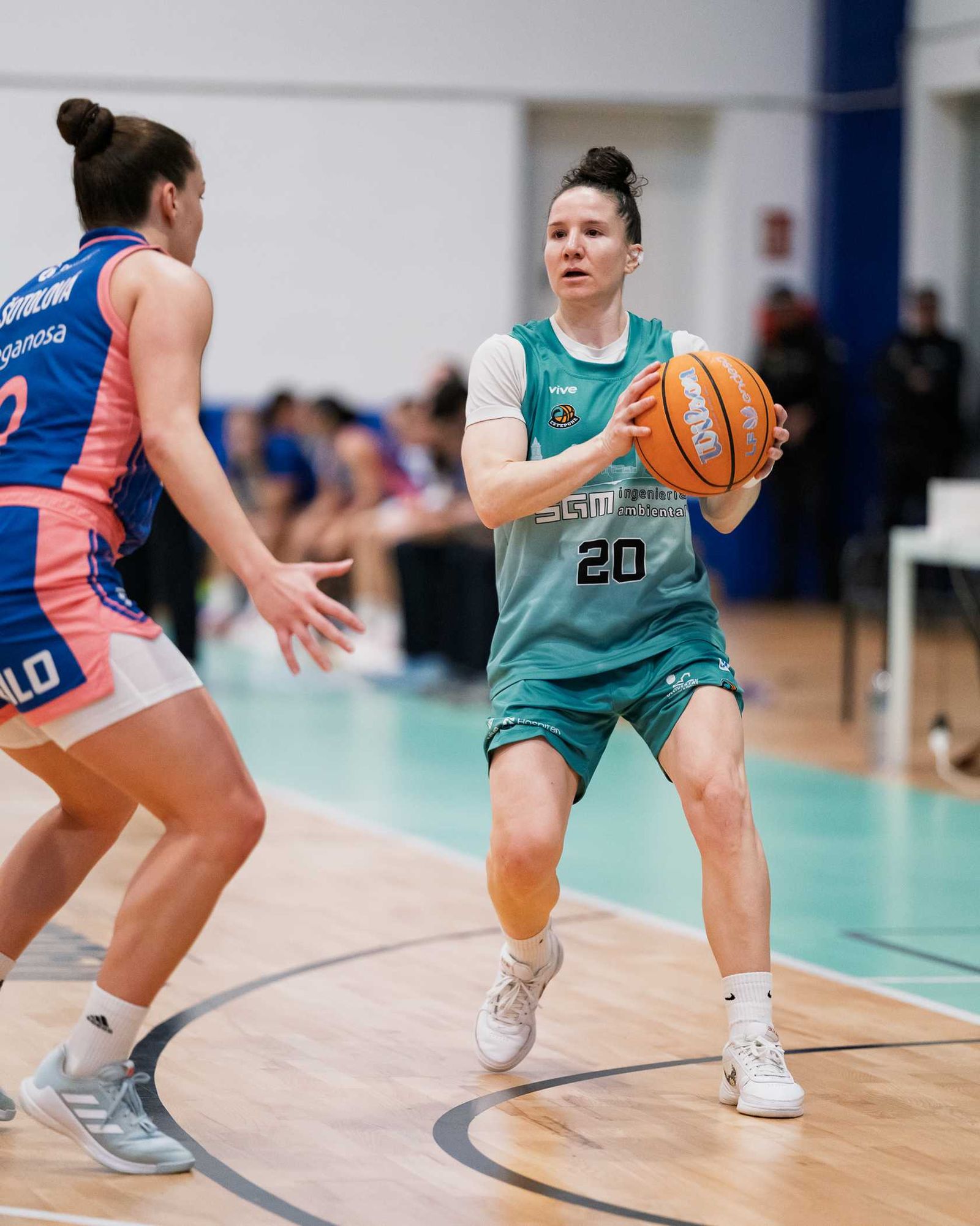 CAB Estepona-Baxi Ferrol: Partido redondo para hacer vibrar al Pineda