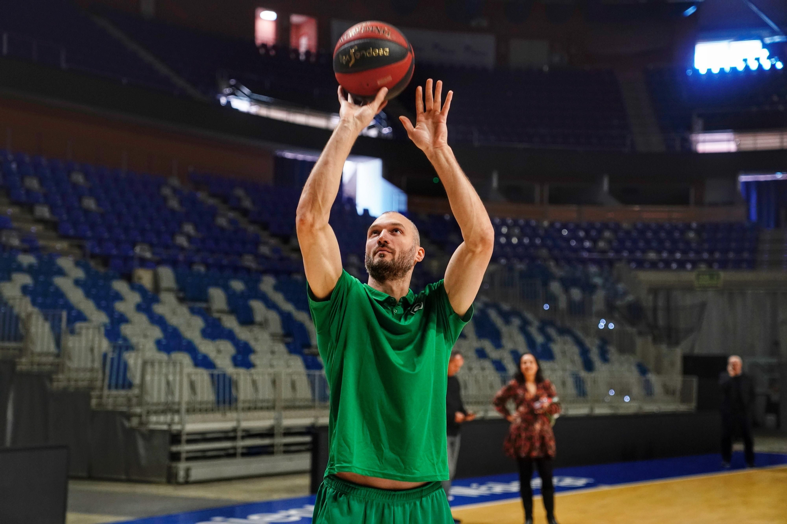 La presentación de Marko Simonovic con el Unicaja, en fotos