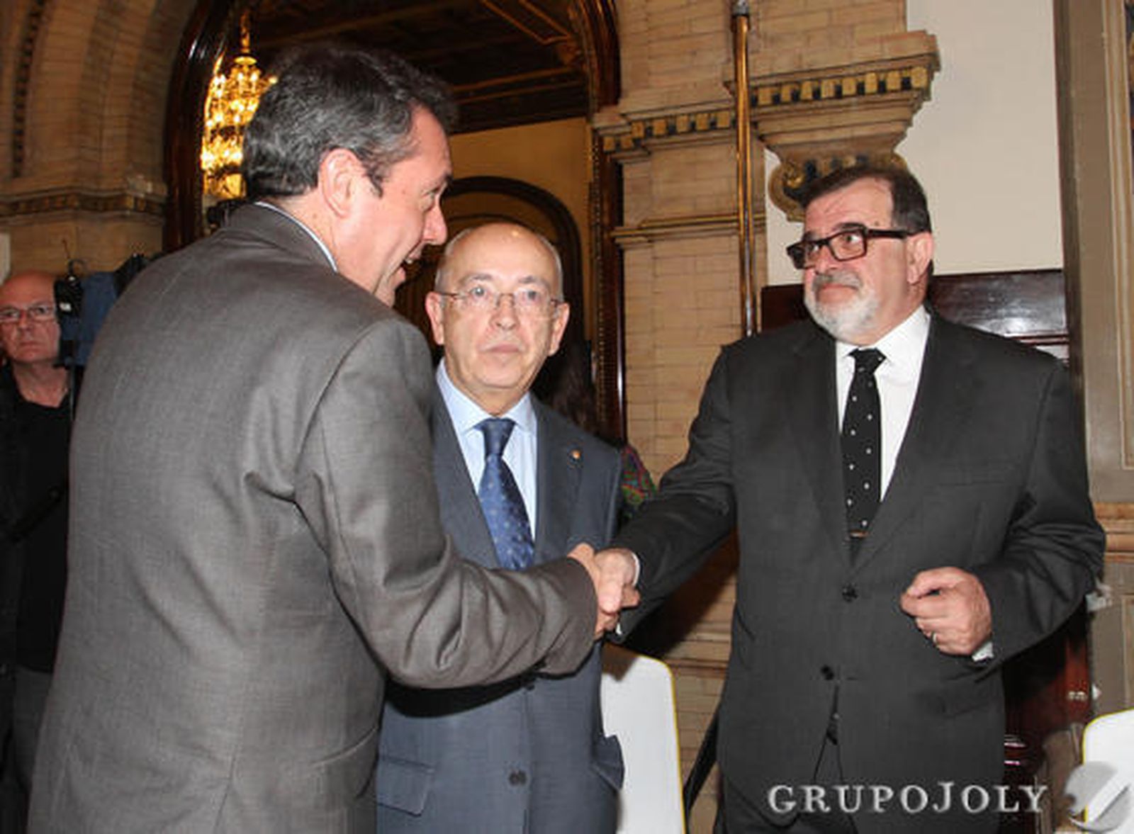 Juan Espadas, Manuel del Valle y José Rodríguez de la Borbolla./ Antonio Pizarro/Juan Carlos Vázquez/ Juan Carlos Muñoz/Belén Vargas