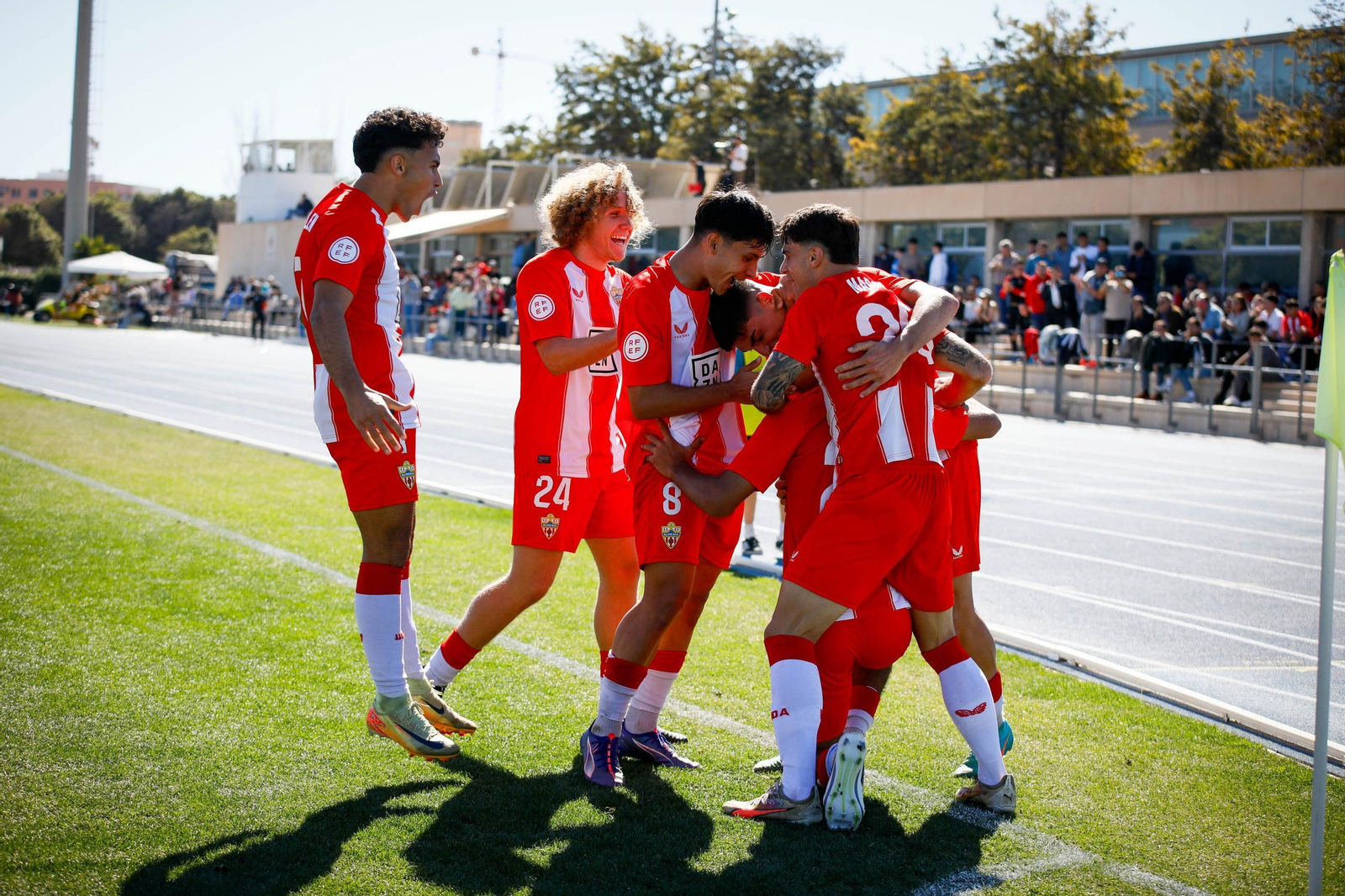 Las imágenes de Segunda RFEF entre Almeria B y recreativo de Granada