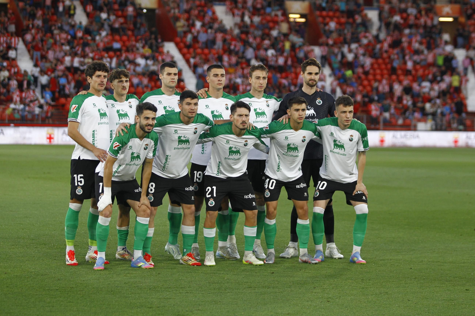 U.D. Almería-Racing de Santander, en imágenes