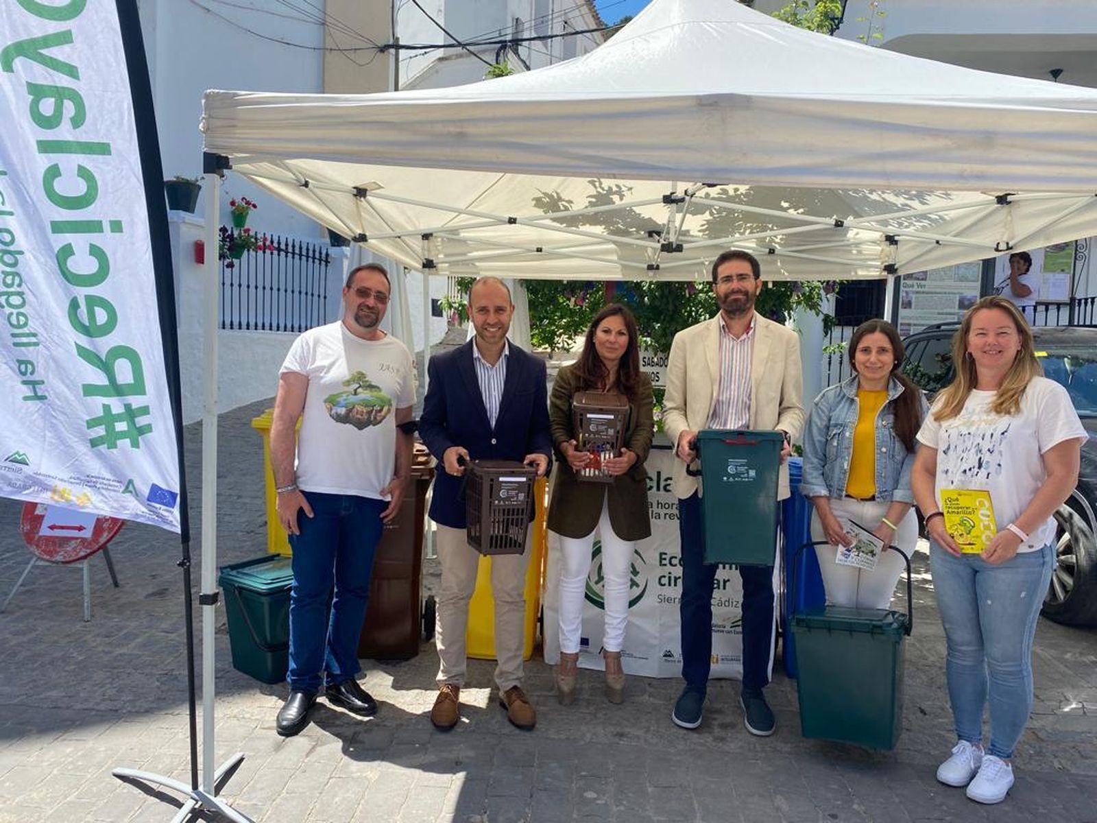 Presentación de la recogida selectiva de la basura puerta a puerta
