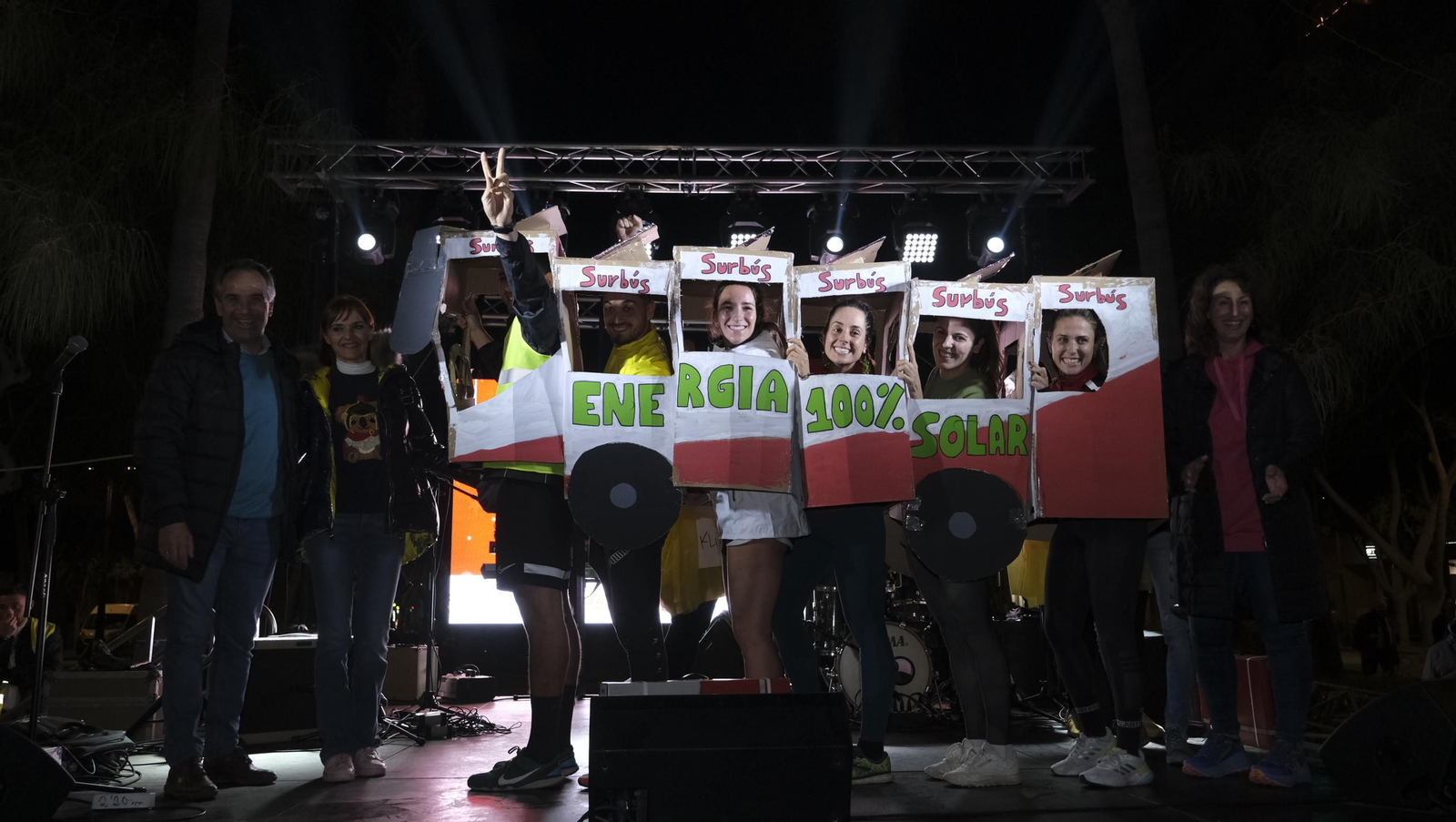 Imágenes de la XIV edición de la San Silvestre de Almería