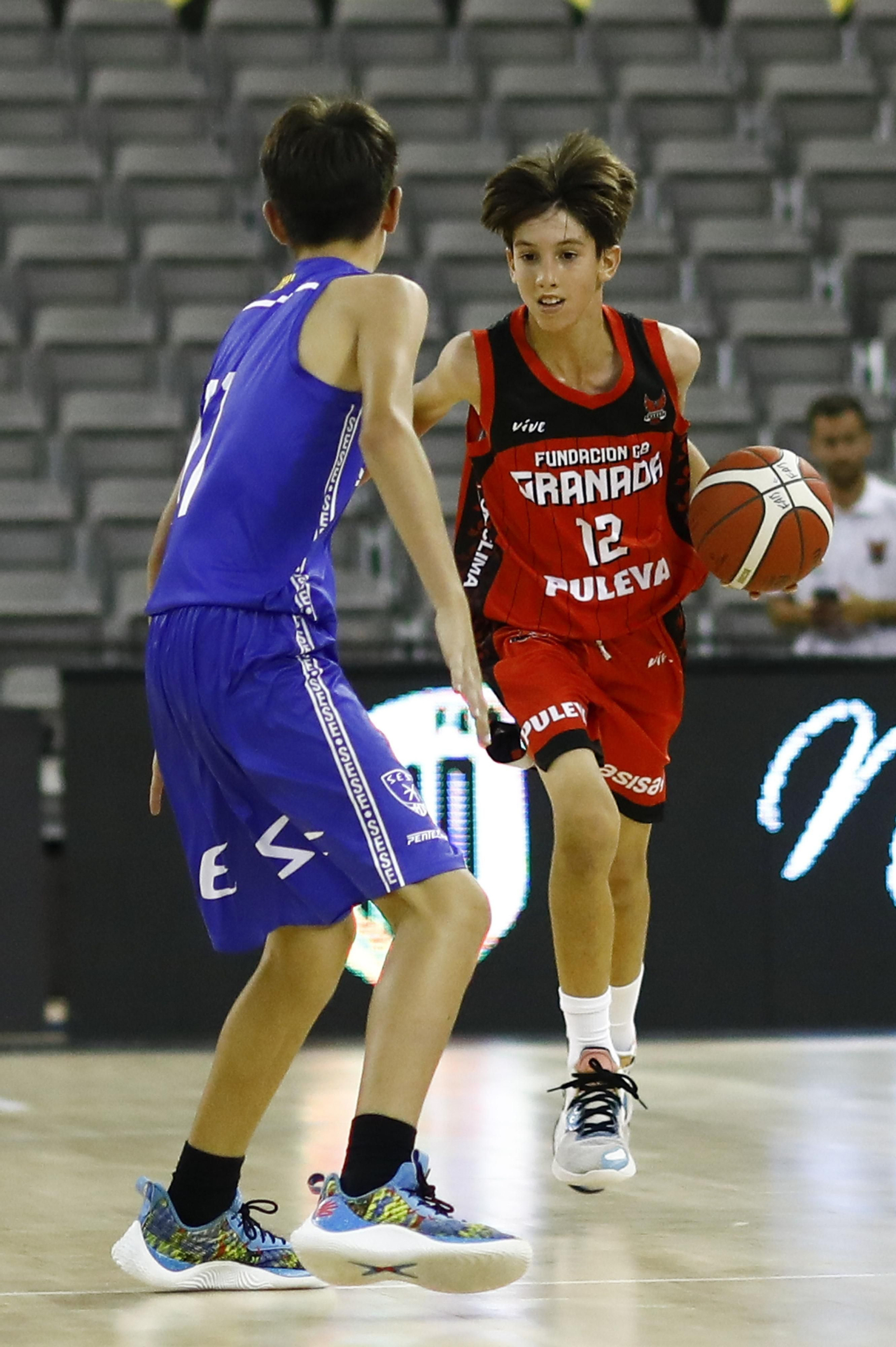 Encuéntrate en el partido del Fundación CB Granada de minibasket