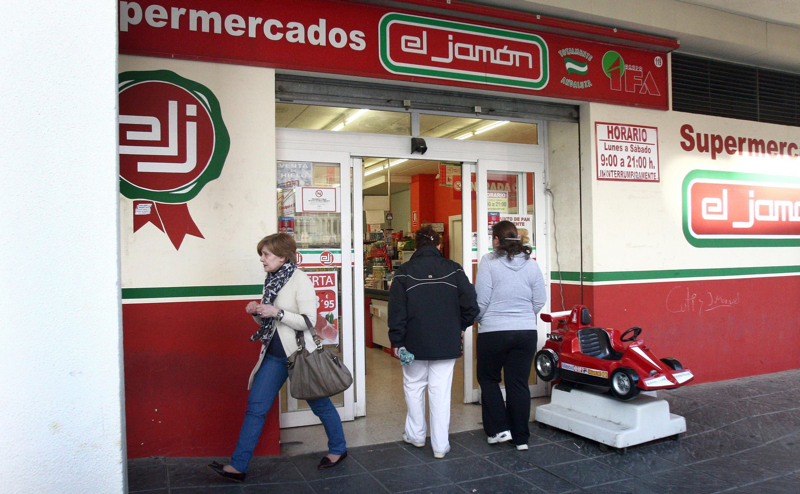 Unp de los supermercados de la cadena andaluza El Jamón.