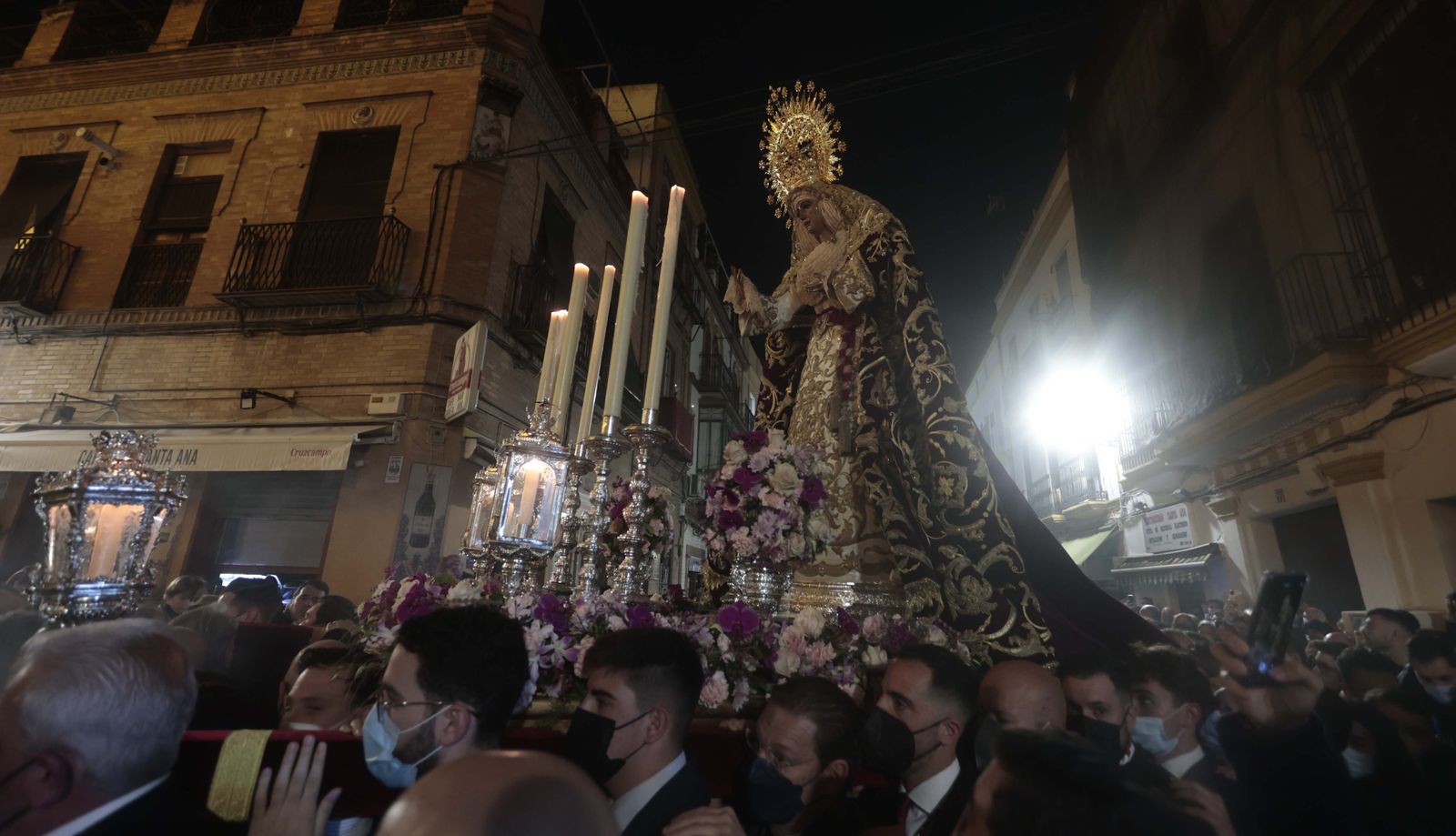 El traslado de la Esperanza de Triana a Santa Ana