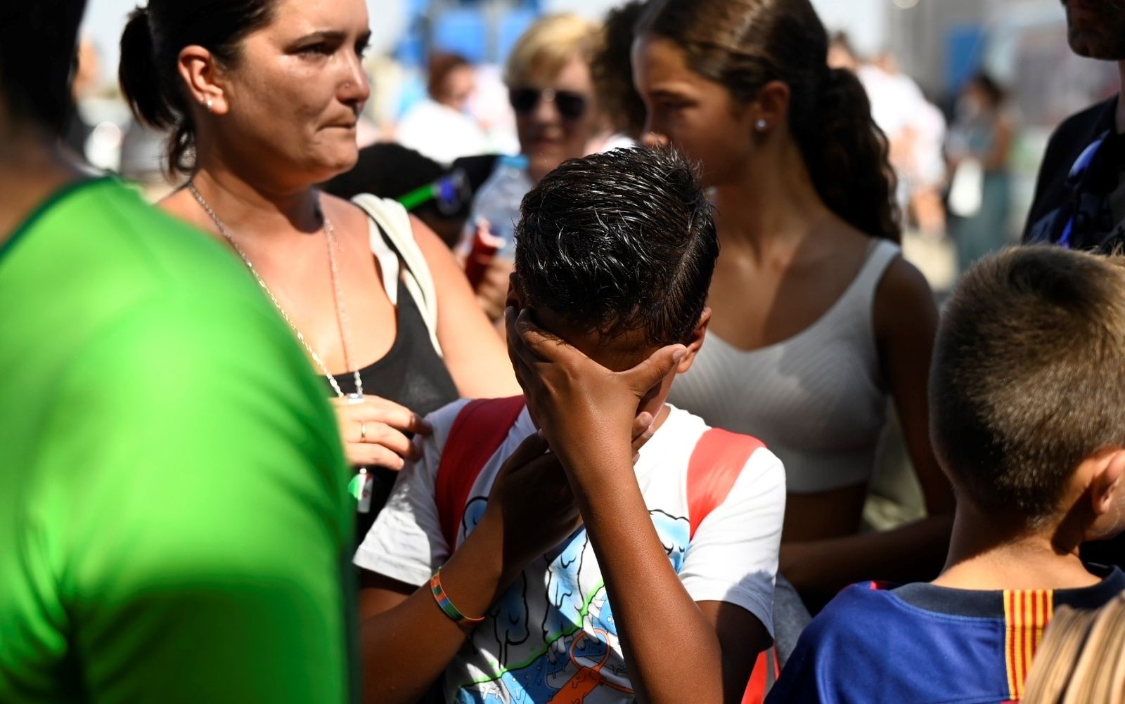 La emotiva despedida de los niños saharauis de Córdoba, en imágenes